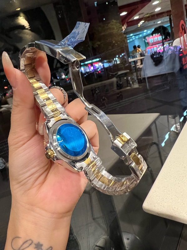 ブランド時計内部構造